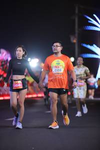 BIB: 24545, 23210
                            <button type="button" onclick="openModal(20631029)" class="btn btn-primary btn-sm float-right btn-popup" data-toggle="modal" data-target=".modal-high-quality">
                        <i class="fas fa-shopping-cart"></i> Add to Cart
                    </button>
                                            <button type="button" onclick="isThisMe(20631029, true)" class="btn btn-success btn-sm float-right btn-popup btn-isme hidden" data-toggle="tooltip" data-placement="bottom" title="นี่คือรูปของคุณใช่ไหม คลิกที่นี่เพื่อเอาเข้าอัลบั้ม">
                        <i class="fas fa-plus"></i> Add to album
                    </button>
                    <button type="button" onclick="isThisMe(20631029, false)" class="btn btn-warning btn-sm float-right btn-popup btn-isnotme hidden">
                        <i class="fas fa-ban"></i> Remove from album
                    </button>